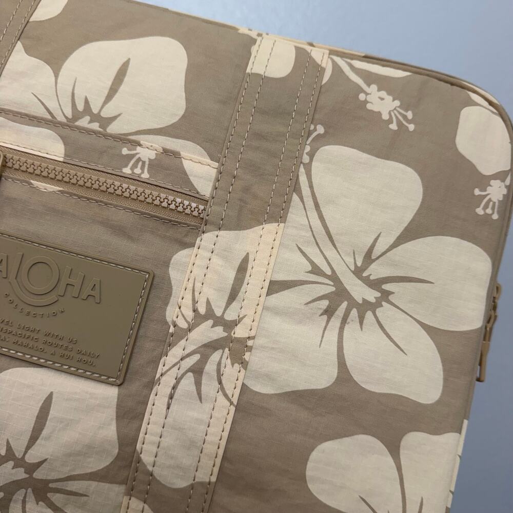 Aloha Collection Laptop Case - Picture 2 of 4